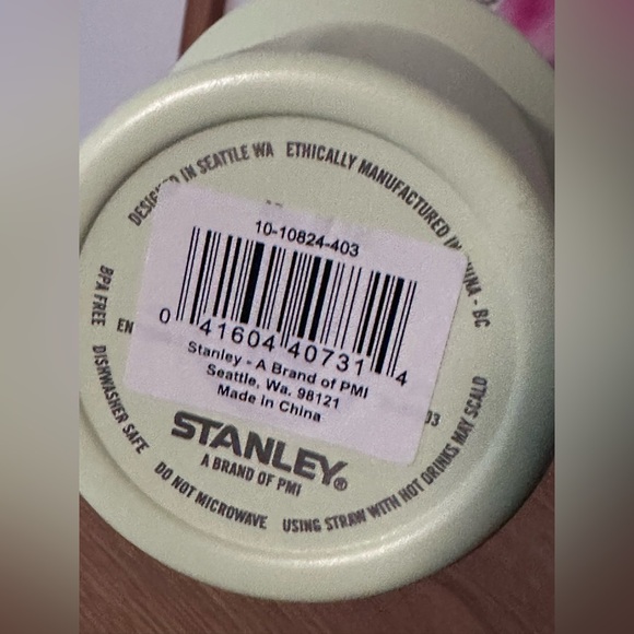 Pale Lime Stanley - Picture 5 of 5